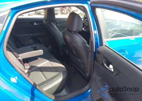 2022 Kia Forte Gt-Line from USA, damaged, VIN 3KPF54AD1NE439579